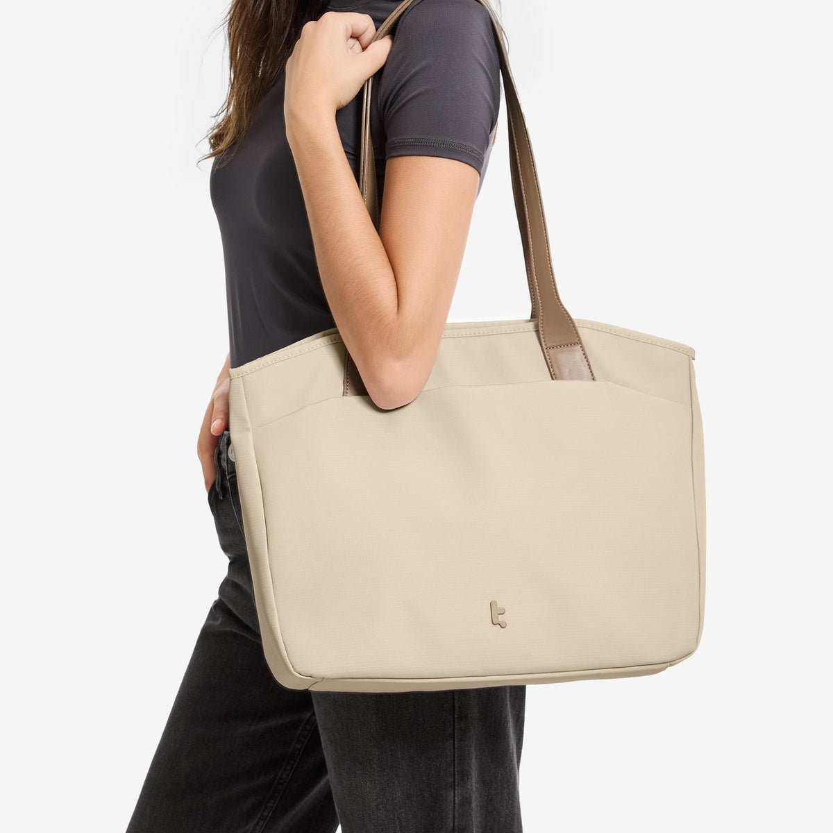 Versatile-T23 Laptop Tote Çanta 12.5L – Haki Bej
