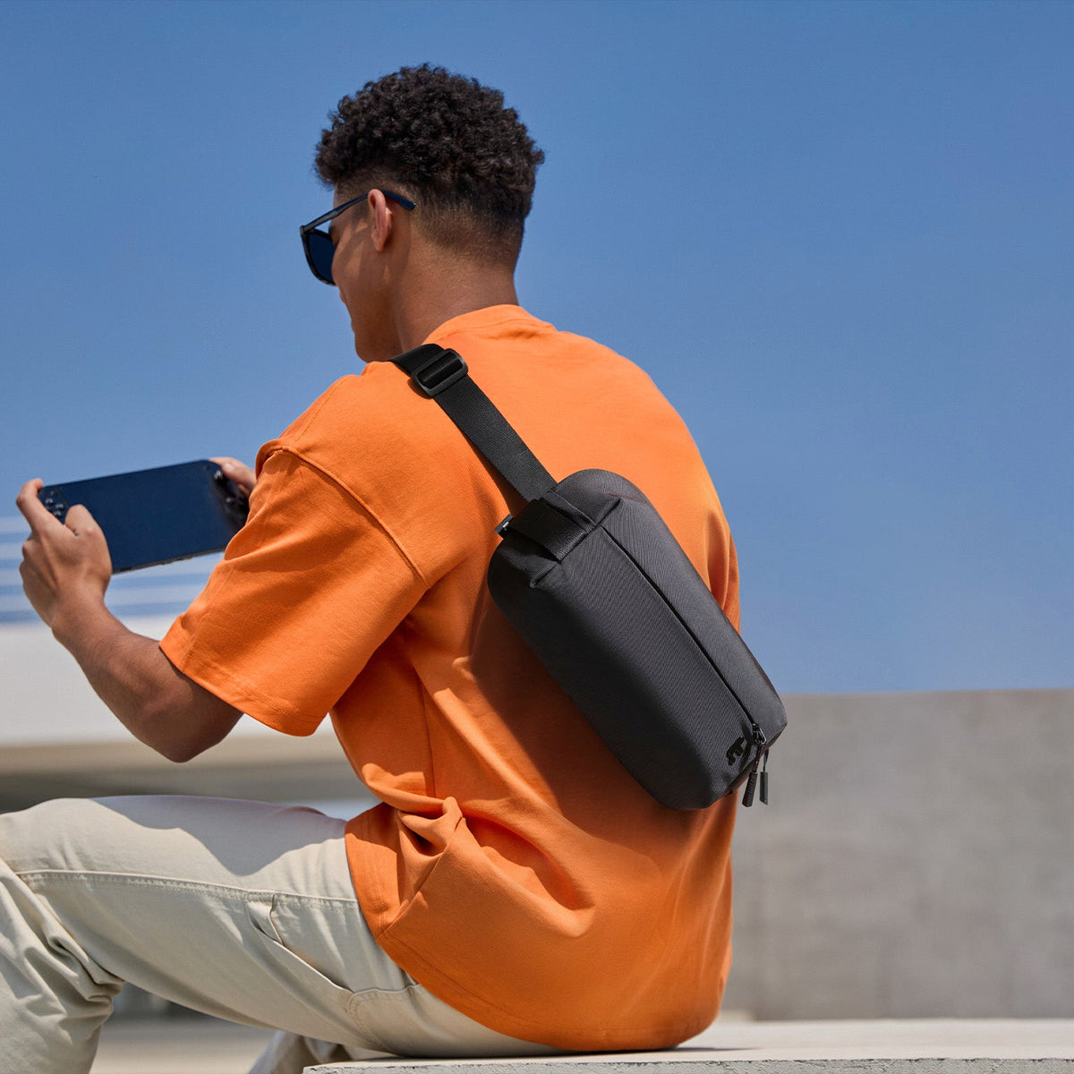 Explorer-T21 Sling Çanta 4L – Siyah