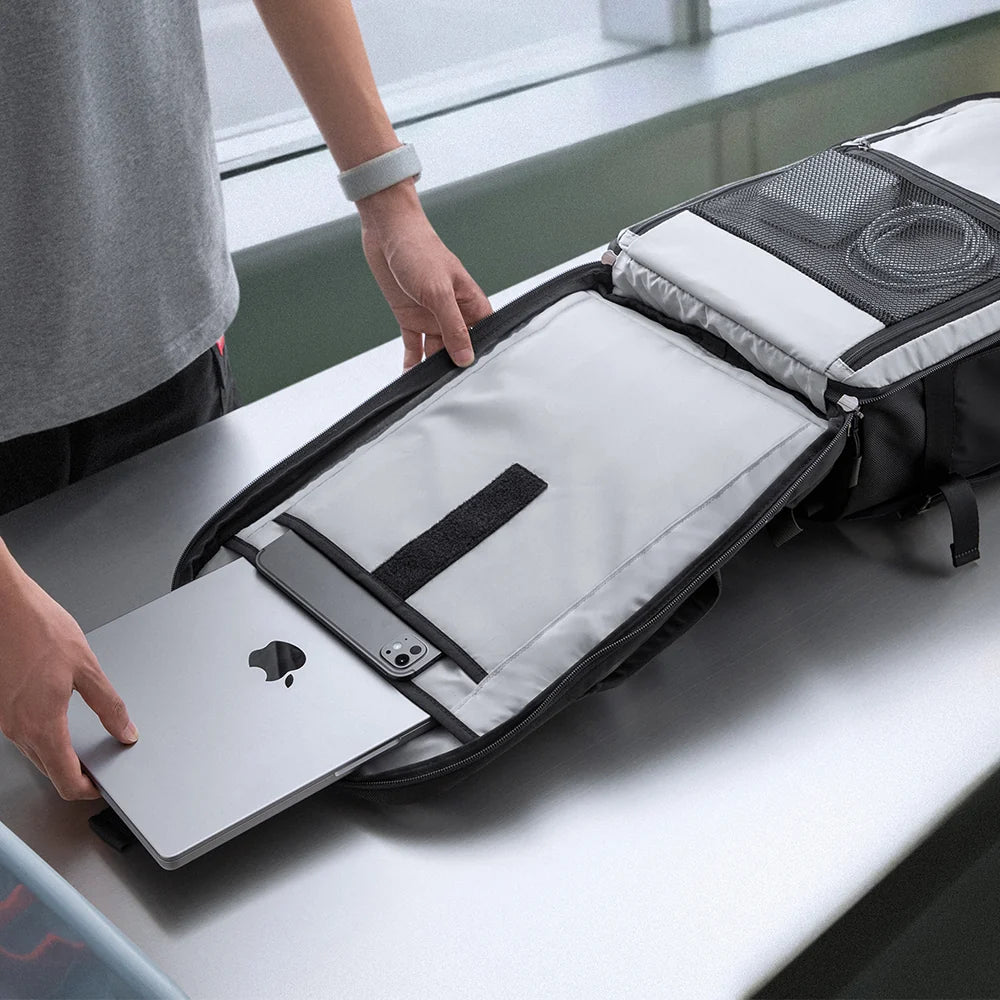Navigator A66 17 inç / 40L Seyahat Notebook Sırt Çantası