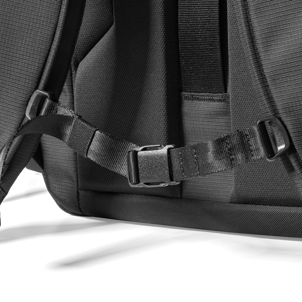 UrbanEx Serisi 16" - 32L Notebook Sırt Çantası