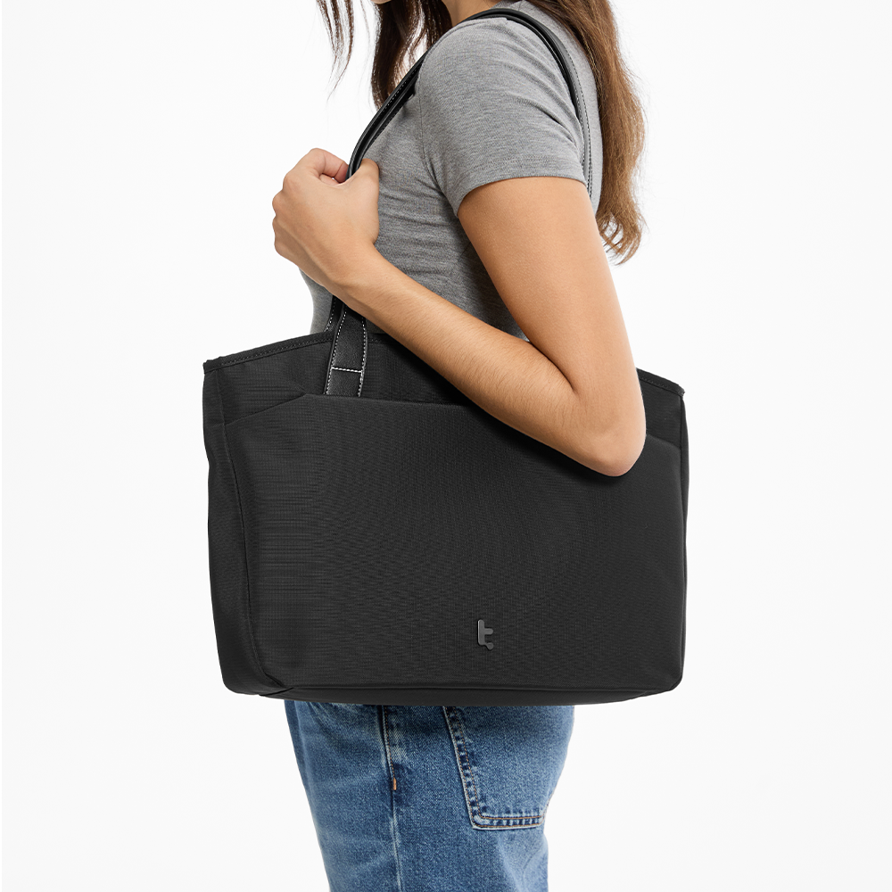 Versatile-T23 Laptop Tote Çanta 10L – Siyah