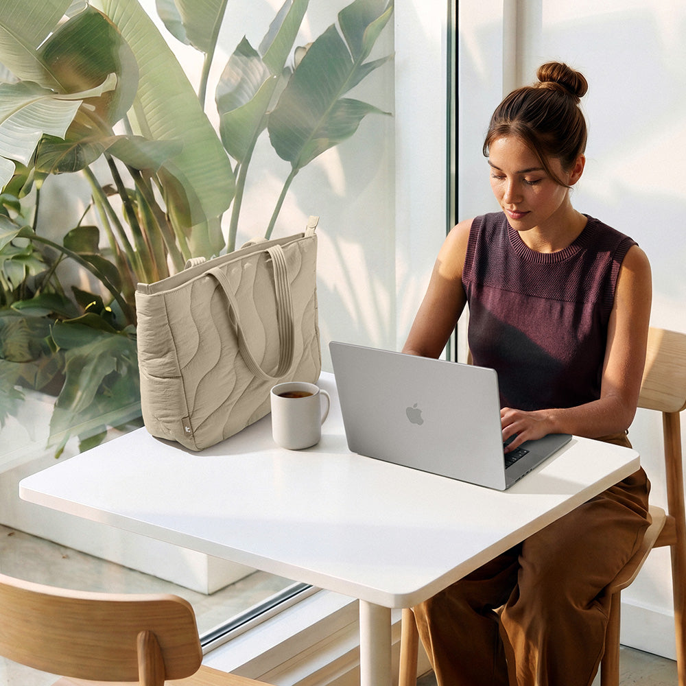 Terra-T38 Laptop Tote Çanta 13.5L – Kum Beji