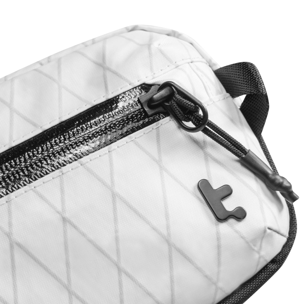 Aviator-T35 X-Pac Göğüs Çantası 2.5L – Beyaz