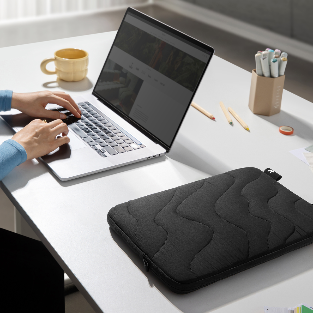 Terra-A27 Laptop Kılıfı #Renk_Siyah