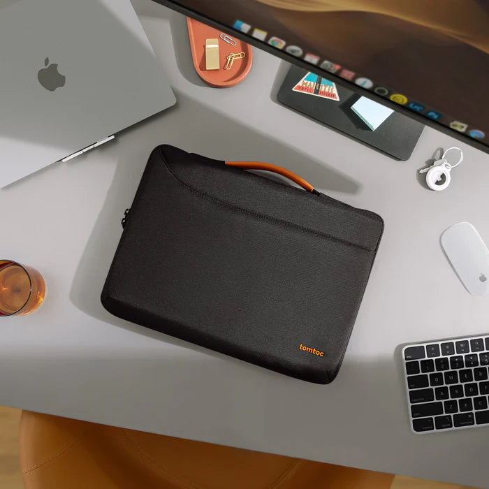 Defender A22 14 inç Macbook Pro Çantası