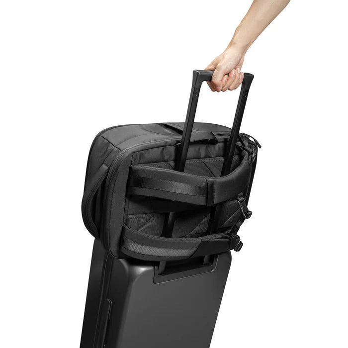 TechPack T73 X-Pac 15.6 Inç Siyah Notebook Sırt Çantası