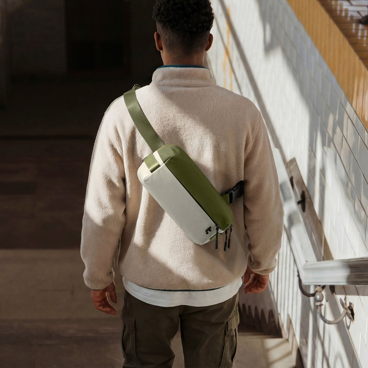 Explorer-T21 Sling Çanta 4L – Zeytin Yeşili