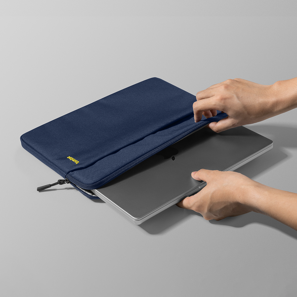 Light-A18 Laptop Kılıfı – Lacivert