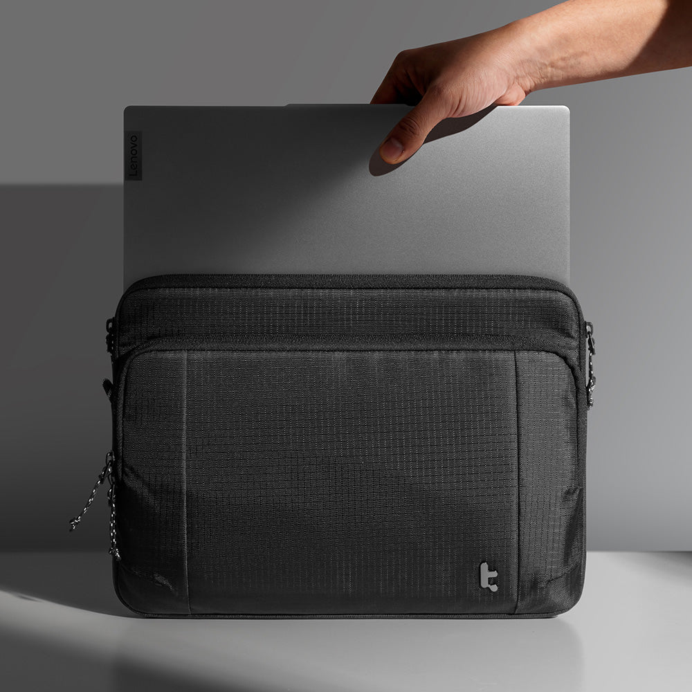 Essence A34 16 Inç Macboook Pro Kılıfı