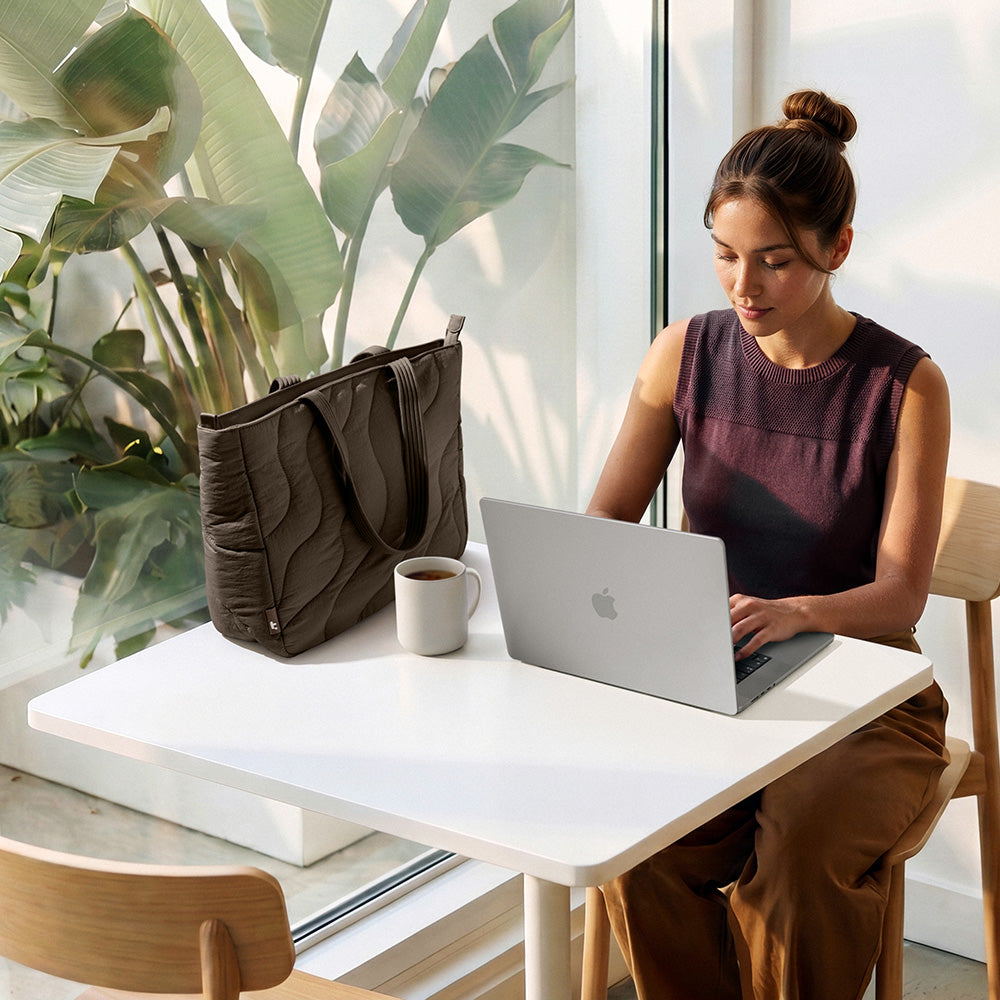 Terra-T38 Laptop Tote Çanta 13.5L – Toprak Kahvesi