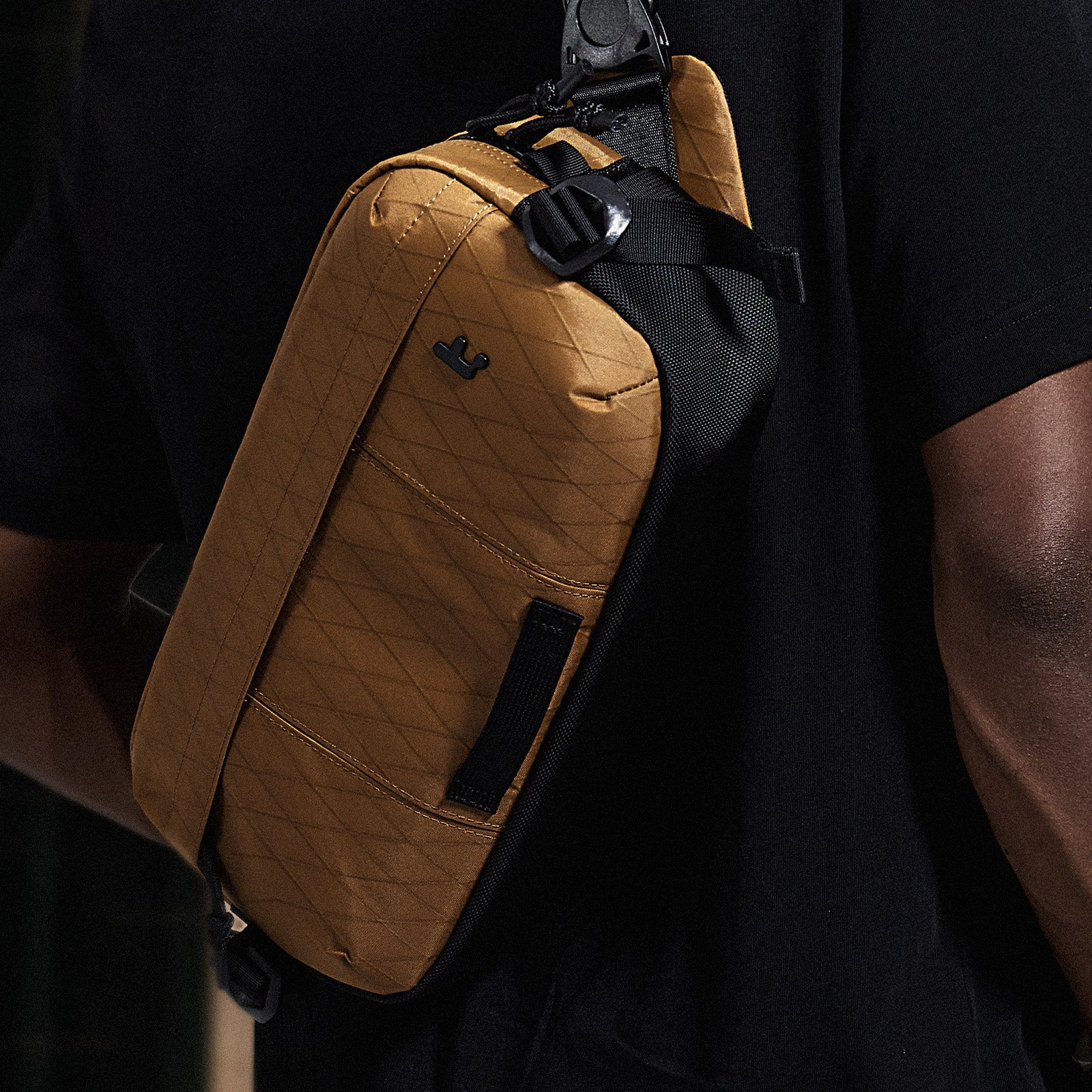 Wander-T26 Kahverengi 5.5L Aksesuar Omuz Çantası