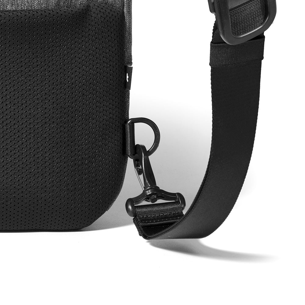 Navigator-T24 Sling Çanta – Koyu Gri