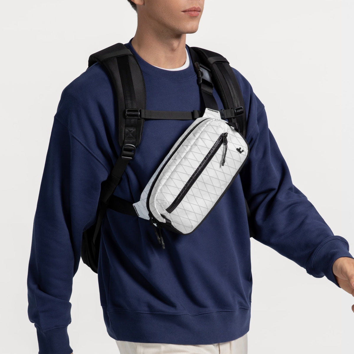 Aviator-T35 X-Pac Göğüs Çantası 2.5L – Beyaz