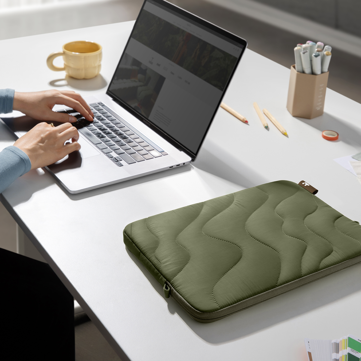 Terra-A27 Laptop Kılıfı #Renk_Yeşil